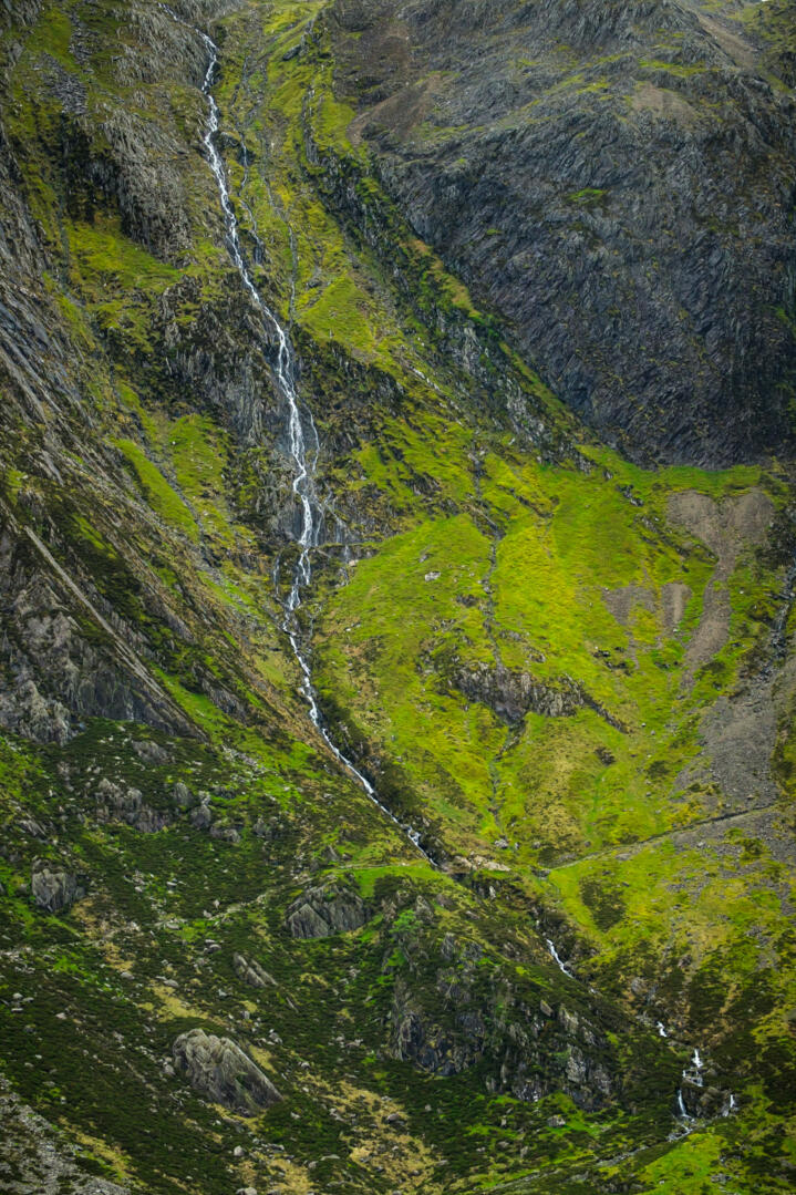 In Perfect Balance Llyn Idwal, Glyderau Mountains